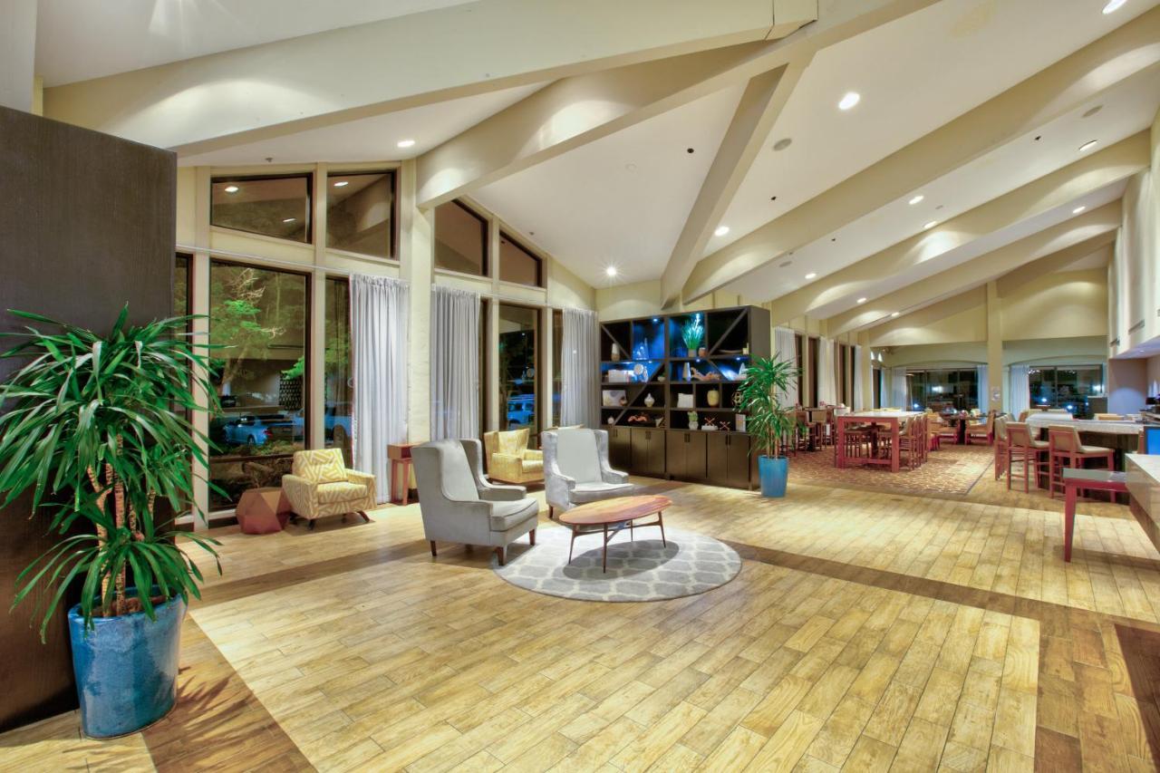 Holiday Inn & Suites Santa Maria By Ihg Exterior photo