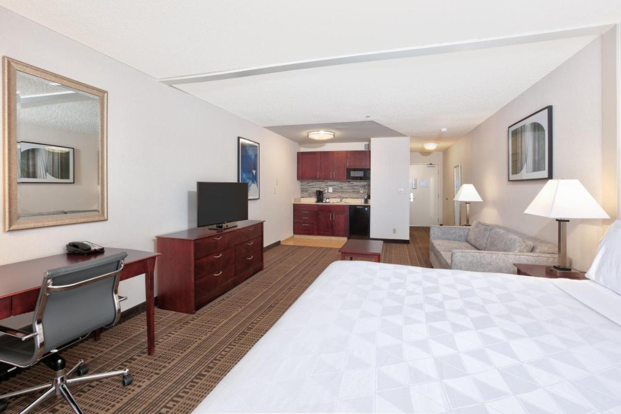 Holiday Inn & Suites Santa Maria By Ihg Exterior photo