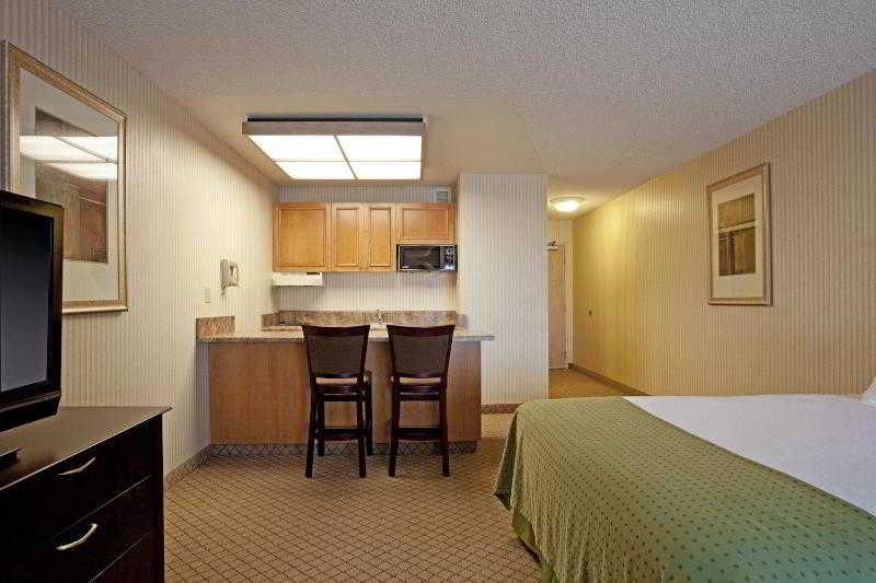 Holiday Inn & Suites Santa Maria By Ihg Room photo